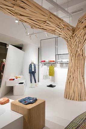 女裝店裝潢設(shè)計(jì)效果圖片